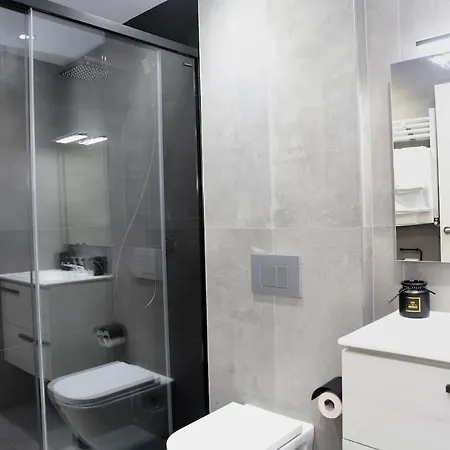 Piso Reformado A 2 Min Del Casco Viejo Con Garaje Gratis Apartamento