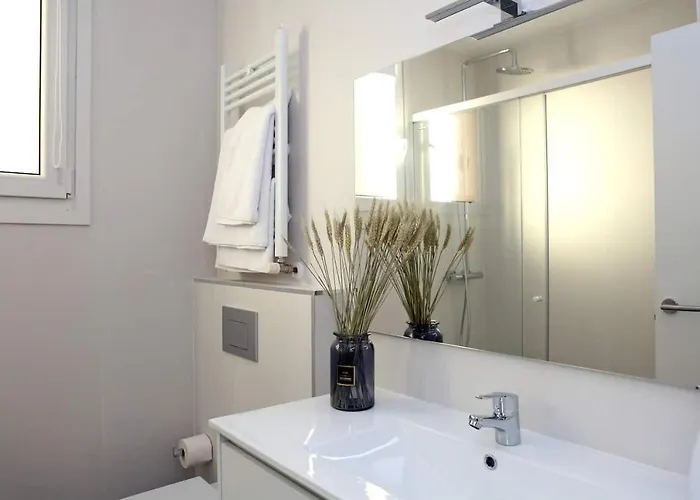 Piso Reformado A 2 Min Del Casco Viejo Con Garaje Gratis * Bilbao