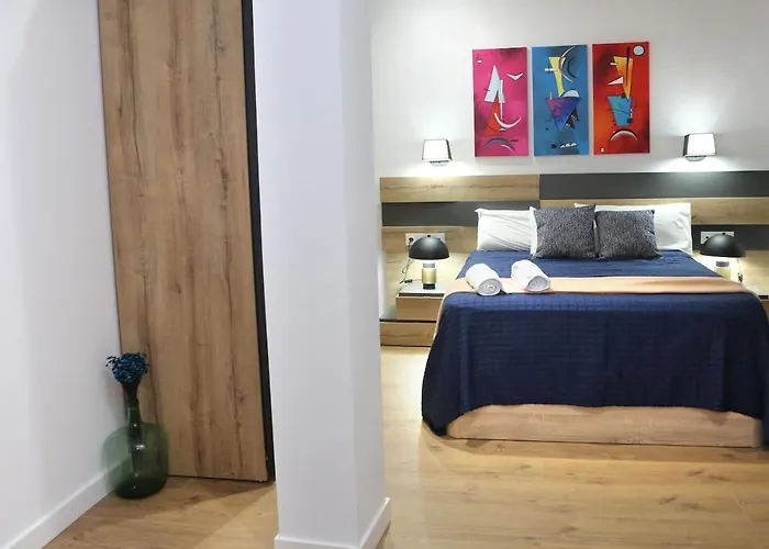 Piso Reformado A 2 Min Del Casco Viejo Con Garaje Gratis