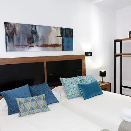 Piso Reformado A 2 Min Del Casco Viejo Con Garaje Gratis Apartmán *