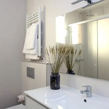 Piso Reformado A 2 Min Del Casco Viejo Con Garaje Gratis * Bilbao