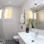 Piso Reformado A 2 Min Del Casco Viejo Con Garaje Gratis * Bilbao